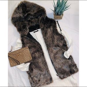 Forever 21 Faux Fur Hooded Vest